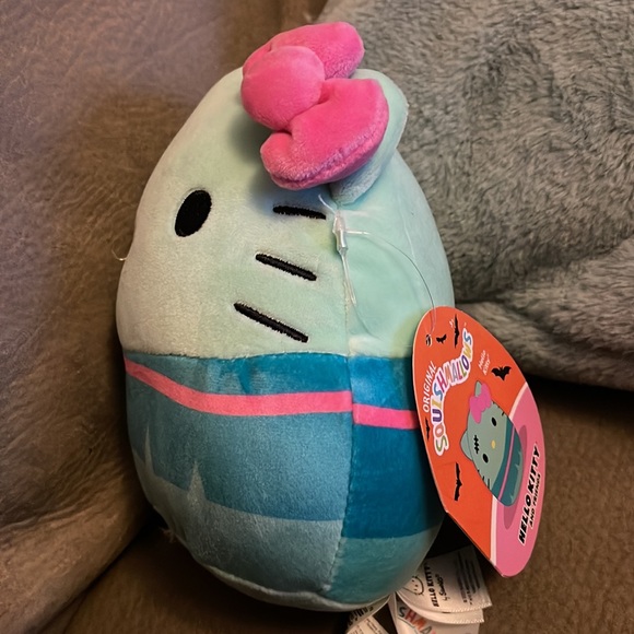 NWT Sanrio Hello Kitty Halloween 5 inch Squishmallow - Picture 6 of 10